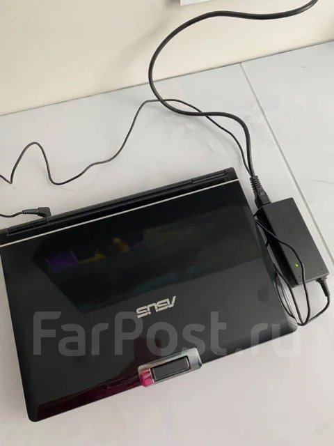 Asus M50Vc. 15.4", ��� 2048 ��, ���� 250���, WiFi: 1, Bluetooth: 1 ����
