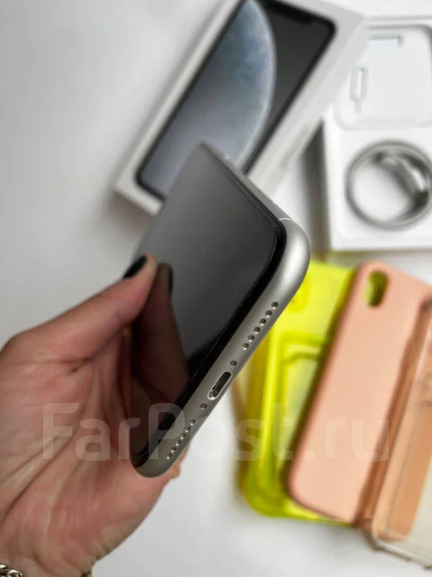 Apple iPhone Xr. �/�, 128 ��, ����� ����