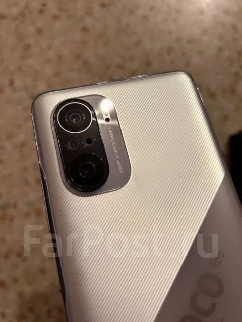 Xiaomi Poco F3. �/�, 256 ��, �����, 4G LTE, 5G, Dual-SIM, NFC ����