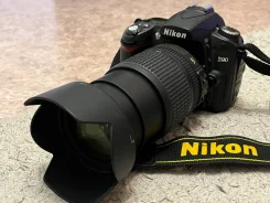 Nikon D90 Kit ����