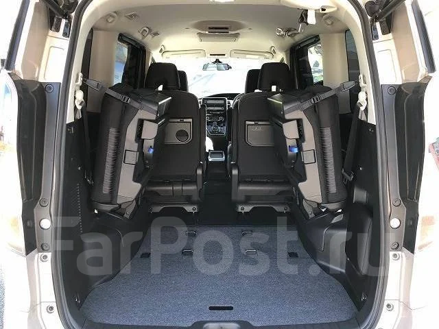 Nissan Serena. �������, ��������, 1.2, ������, 23 000����. ��, �/�. ��� ����� �� ������������ ����