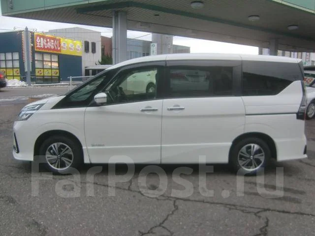 Nissan Serena. �������, ��������, 1.2, ������, 1 000����. ��, �/�. ��� ����� �� ������������ ����