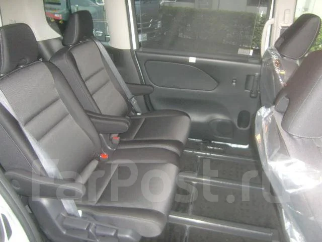 Nissan Serena. �������, ��������, 1.2, ������, 1 000����. ��, �/�. ��� ����� �� ������������ ����