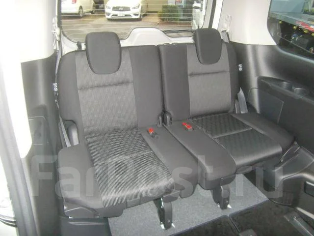 Nissan Serena. �������, ��������, 1.2, ������, 1 000����. ��, �/�. ��� ����� �� ������������ ����