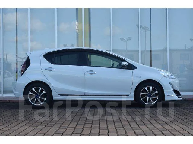 Toyota Aqua. �������, ��������, 1.5, ������, 18 000����. ��, �/�. ��� ����� �� ������������ ����