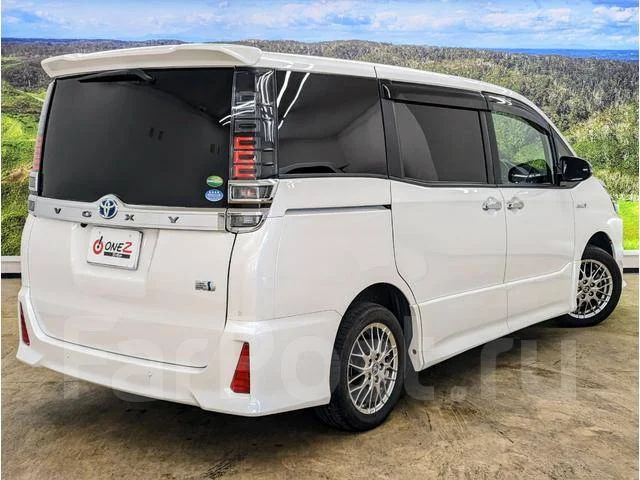 Toyota Voxy. ��������, 4wd, 1.8, ������, 20����. ��, �/�. ��� ����� �� ������������ ����