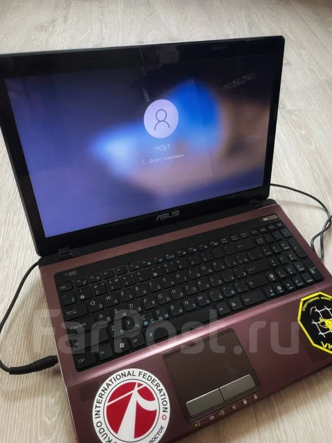 Asus X53S. 2����, ��� 8 ��, ���� 500���, WiFi: 1, Bluetooth: 1, ����������� �� 2��. ����
