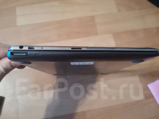 Asus Transformer Pad Infinity TF700KL. 10.1 ������, ������ 16 �� ����