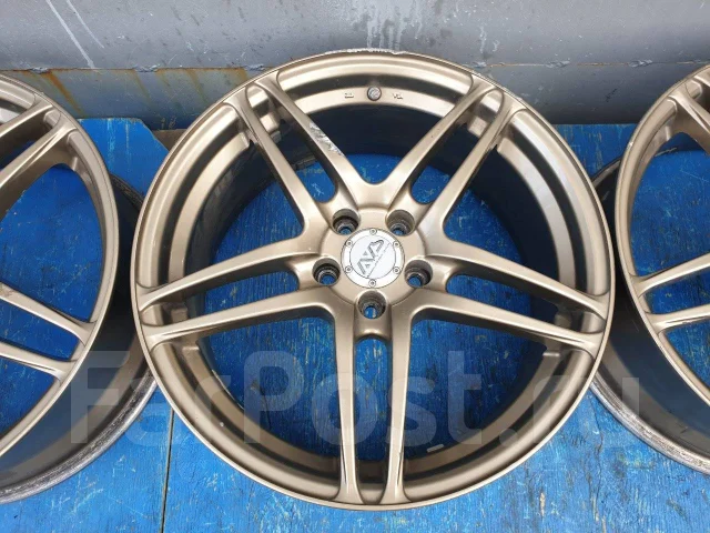 AVS Model 5. 7.0x17", 5x100, ET35 ����