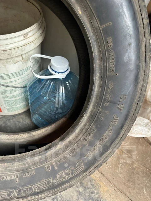 Yokohama RY208. ������, �/�, ����� 5 % ����