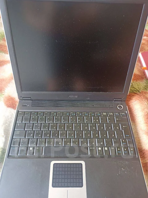 Asus. 1,6����, WiFi: 1 ����