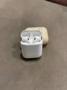 Apple AirPods ����