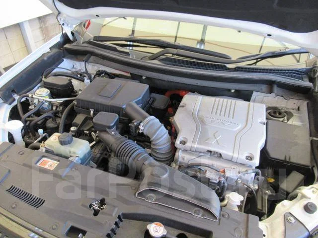 Mitsubishi Outlander. ��������, 4wd, 2.4, ������, 56����. ��, �/�. ��� ����� �� ������������ ����