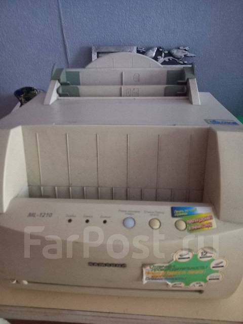 Лазерный принтер, б/у, в наличии. Цена: 1 000₽ во Владивостоке