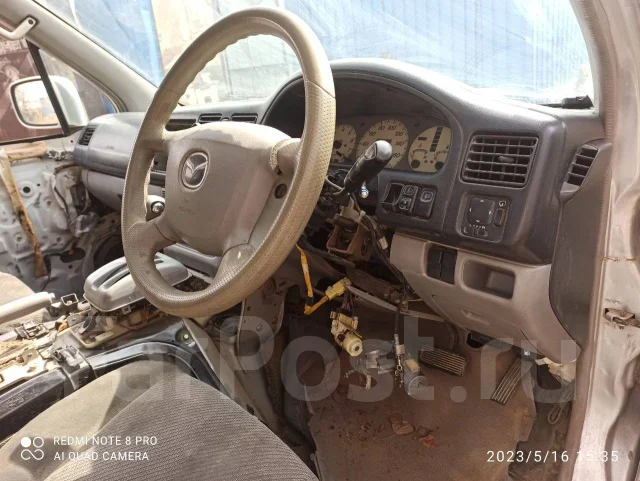 Mazda Bongo Friendee. FE ����