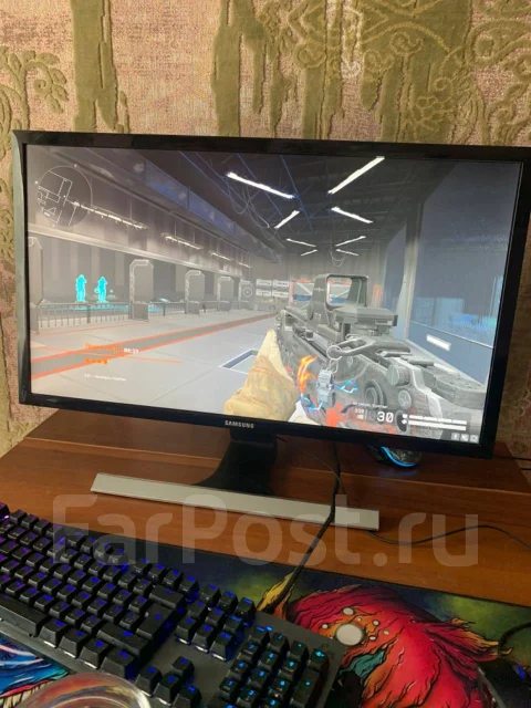 Samsung. 28", ���������� �� (LCD, LED, QLED) ����