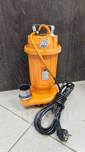 Насос дренажный, чугунный, очень производительный, в наличии. Цена: 7 ...