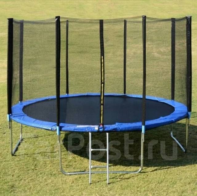 Батут детский 3.05м новый с защитной сеткой и лестницей в комплекте, в ...