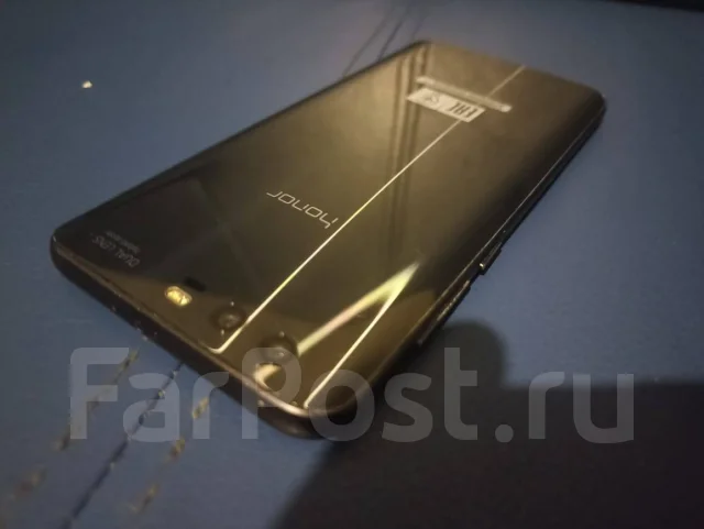 Honor 9. �/�, 64 ��, ������, 3G, 4G LTE, Dual-SIM, NFC ����