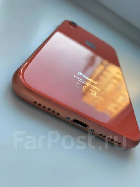 Apple iPhone. �/�, 64 ��, ���������, 4G LTE, ����������, NFC ����