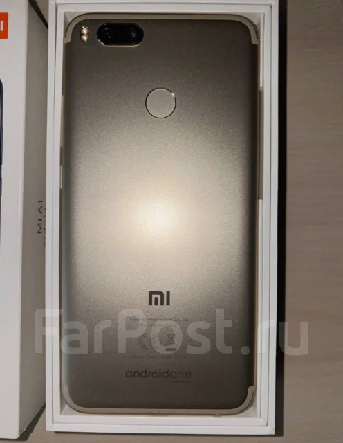 Xiaomi Mi A1. �/�, 32 ��, ������� ����