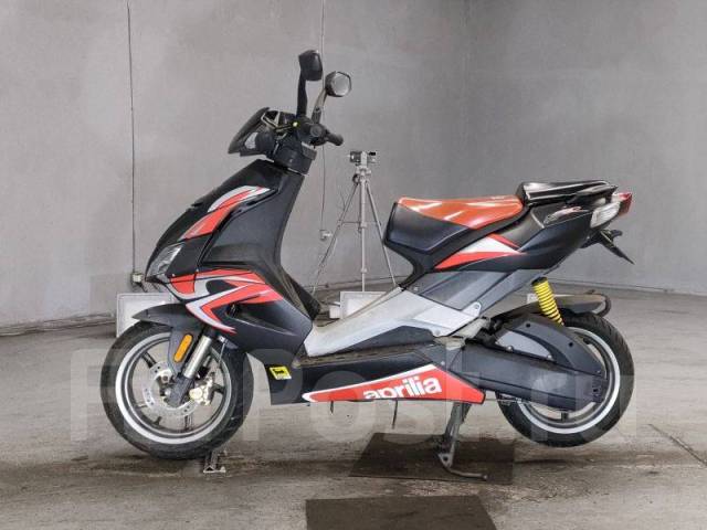 Aprilia sr hot sale