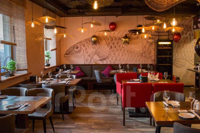 Помощник официанта (можно без опыта), работа в ООО \"Тринити\", ресторан ...