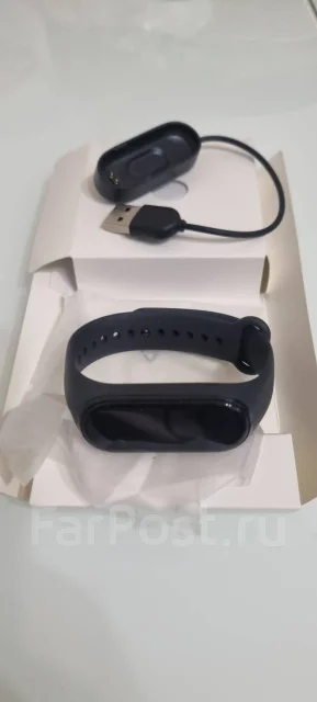 Xiaomi Mi Band 4 ����