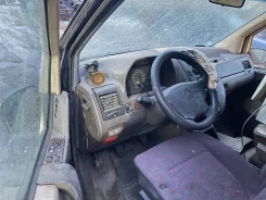 Mercedes-Benz Vito ����