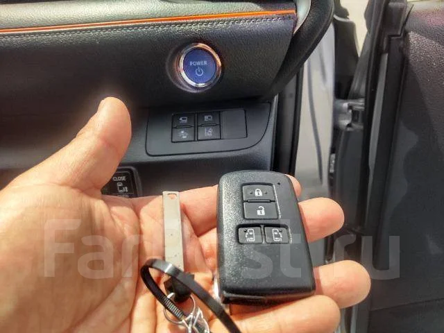 Toyota Sienta. NHP170, 1NZ ����