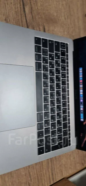 Apple MacBook Pro 13 2017 Mid. 13.1", 2,3����, ��� 8 ��, ���� 256���, WiFi: 1, Bluetooth: 1, ����������� �� 8��. ����