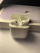Apple AirPods ����