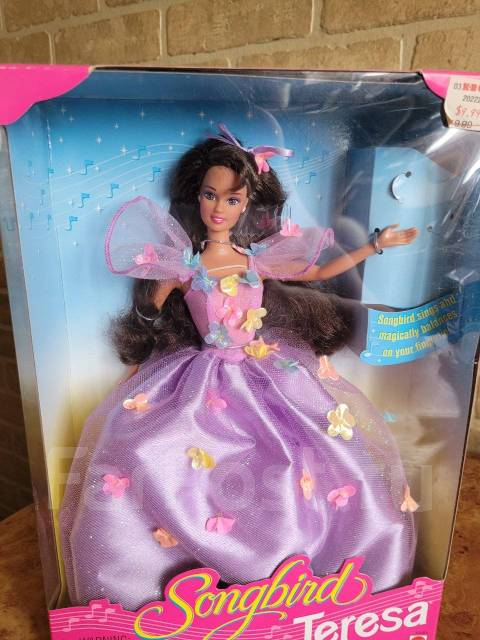 90 1995 Barbie Songbird Teresa Doll 8 500