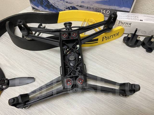Квадрокоптер Parrot Bebop на запчасти, с камерой, б/у, в наличии. Цена ...