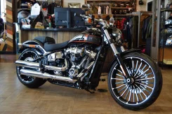 Harley-Davidson Breakout FXSB. 1 923����. ��., ��������, ���������, ��� ������� ����