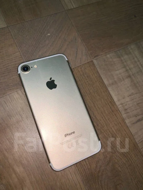 Apple iPhone 7. �/�, 128 ��, �������, 3G, 4G LTE ����