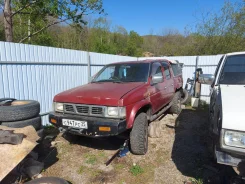 Nissan Datsun. BMD21, TD27T ����