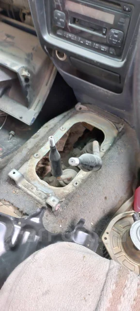 Toyota Hilux Pick Up. LN106 ����