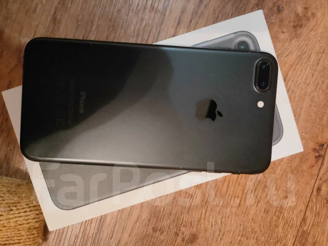 Apple iPhone 7 Plus. �/�, 32 ��, ������ ����