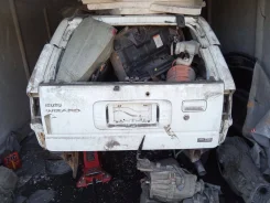Isuzu Wizard. UES73FW, 4JX1 ����
