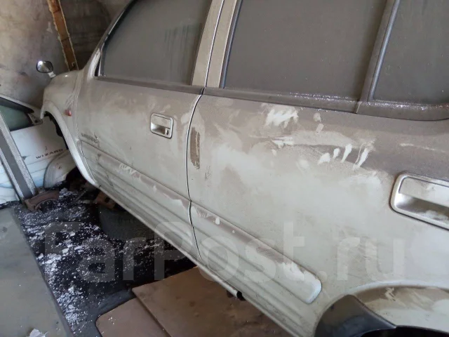 Isuzu Wizard. UES73FW, 4JX1 ����
