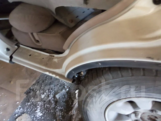 Isuzu Wizard. UES73FW, 4JX1 ����