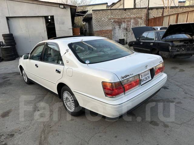 Toyota crown jzs179