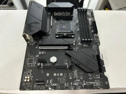 AMD B550 ����