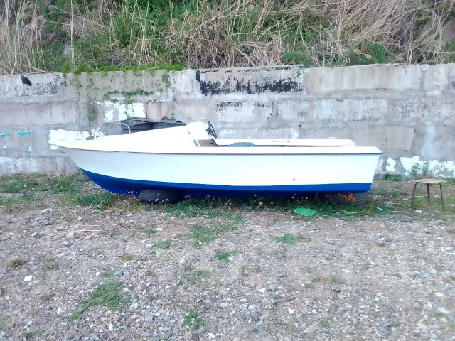 Yamaha Fisher 17. 1997 ���, ����� 3,5��., ��������� ���������, 90��.�., ������ ����