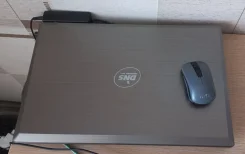 DNS. 16.5", WiFi, Bluetooth ����