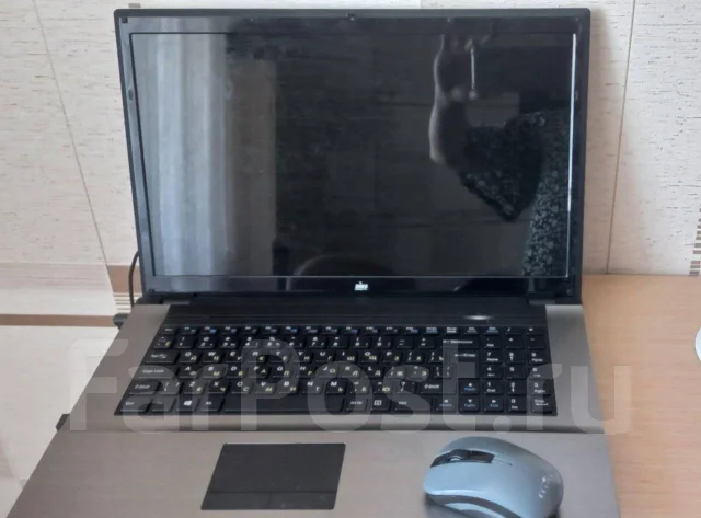 DNS. 16.5", WiFi: 1, Bluetooth: 1 ����
