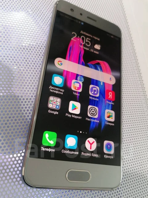 Honor 9. �/�, 64 �� ����