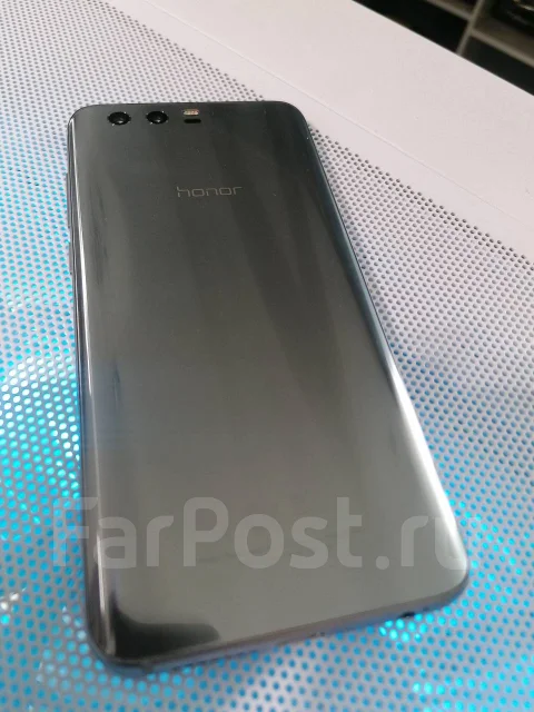 Honor 9. �/�, 64 �� ����