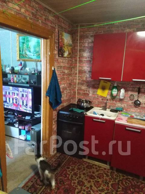 Продам двухкомнатную квартиру в одноэтажном доме на две квартиры ...